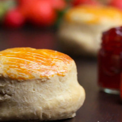 English Scones (w/ eggs)