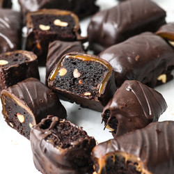 Chocolate Caramel Peanut Brownies "snickers Brownies"