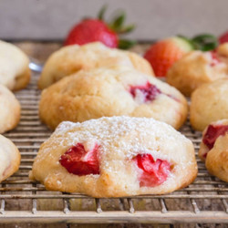 Easy Strawberry Cookies