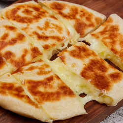 Cheesy Focaccia In A Pan: How To Make It In A Few Steps!