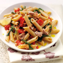 Tuna and rocket penne