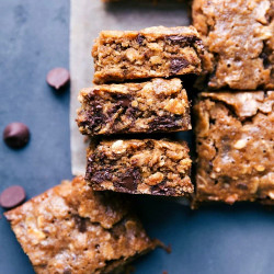 Soft-baked Oatmeal Breakfast Bars