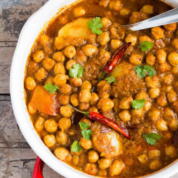 Aloo Chole (potato And Chick Pea Curry)