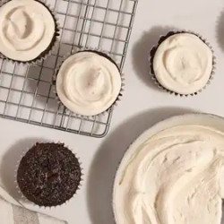 Vanilla Buttercream Frosting