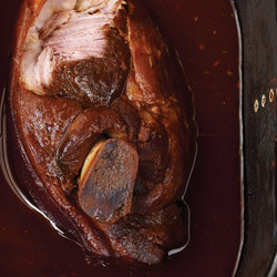Slow Cooker Pulled Pork With Barbecue Sauce