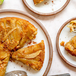Upside-down Apple Cake