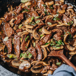 Beef And Mushroom Stir Fry (口蘑炒牛肉)