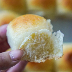 Soft Sourdough Hawaiian Rolls (king's Hawaiian Copycat)