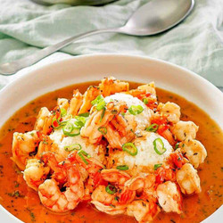 New Orleans Style Shrimp And Grits
