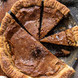 Crinkly Salted Caramel Snickerdoodle Pie