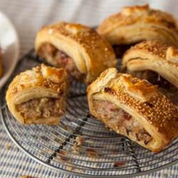 Sausage Rolls With Caramelised Red Onions