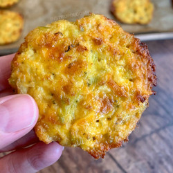 Crispy Broccoli Cheddar Rounds (low Carb Snack)