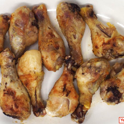 Easy Garlic Butter Baked Chicken Drumsticks