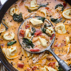 Creamy Tuscan Garlic Tortellini Soup