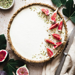Crostata Vegana Ai Fichi E Pistacchi | Senza Cottura