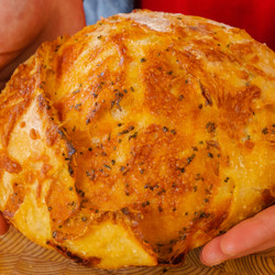 No Knead Market Style Cheese &amp; Herb Bread