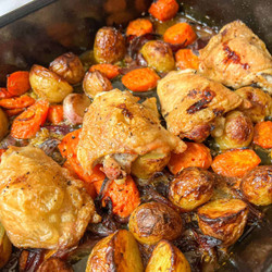 Lemon And Garlic Chicken Tray Bake