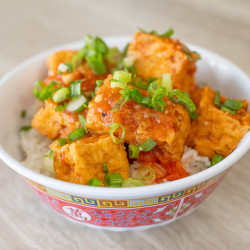 Fried Tofu In Tomato Sauce / Dau Hu Sot Ca Chua