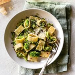 Easy 20 Minute Lemon-broccoli Pasta Dinner