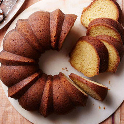 Kentucky Bourbon-brown Butter Cake