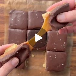 The Best Ooey Gooey Millionaire’s Shortbread