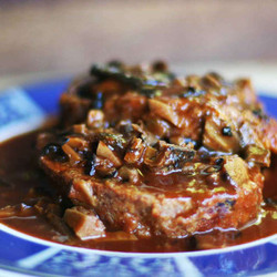 Stovetop Meatloaf With Mushroom Sauce
