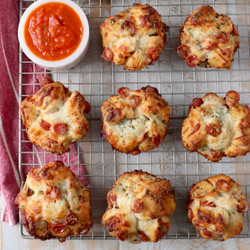 Pull Apart Pepperoni Pizza Rolls