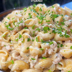 Creamy Garlic Beef Pasta