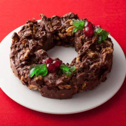 Five-minute Fudge Wreath