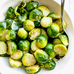 Steamed Brussels Sprouts With Garlic