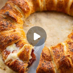 Brie Bacon Cranberry Wreath
