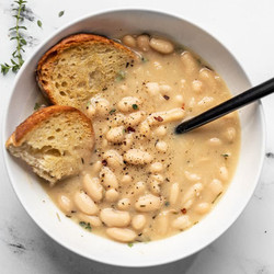 Easy Rosemary Garlic White Bean Soup