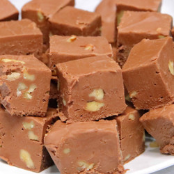 Classic Marshmallow Fluff Fudge