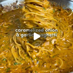 Caramelized Onion And Garlic Spaghetti