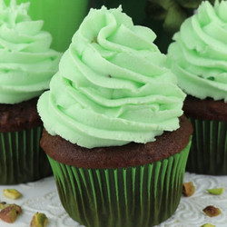 Pistachio Whipped Cream Frosting