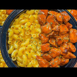 Buffalo Chicken Mac And Cheese