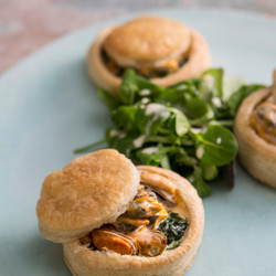 Vol-au-vents Of Mussel, Spinach And Roquefort