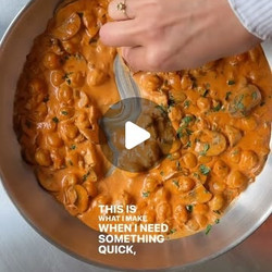 Mushroom Chickpea Stroganoff