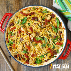 One Pot Greek Pasta With Chicken + Video