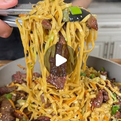Easy 30-minute Beef Lo Mein