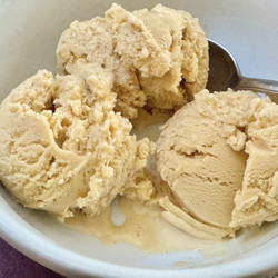 Hazelnut Ice Cream | Haselnusseis