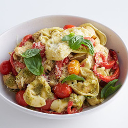 Tortellini With Chicken And Pesto