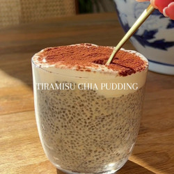Tiramisu Chia Pudding