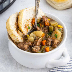 Crock Pot Beef Pot Pie
