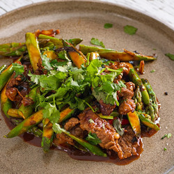 Steak &amp; Asparagus Stir Fry