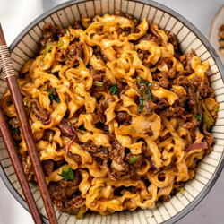 Sticky Hoisin Beef Noodles