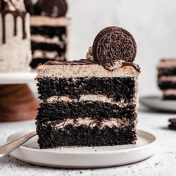 Vegan Chocolate Oreo Cake