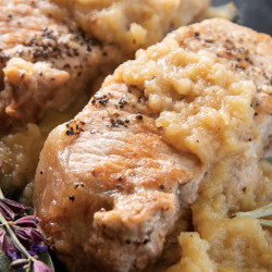Instant Pot Cinnamon-apple Pork Chops