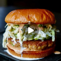 Scallion Garlic Tuna Burgers