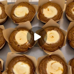 Pumpkin Cream Cheese Muffins